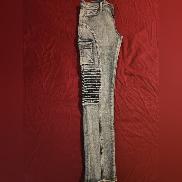 Pants - Picture 8 of 8